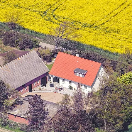 Beautiful In With Wifi And 2 Bedrooms Hébergement de vacances