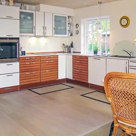 Dom wakacyjny Beautiful In With Wifi And 2 Bedrooms Nordenbro Vesteregn